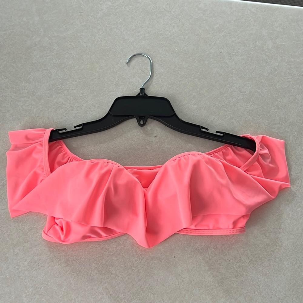 Off shoulder Salmon color bikini top size medium.
